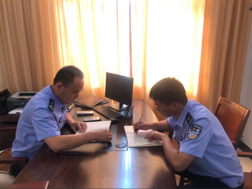 薪火相传从警路 扬帆起航展风采